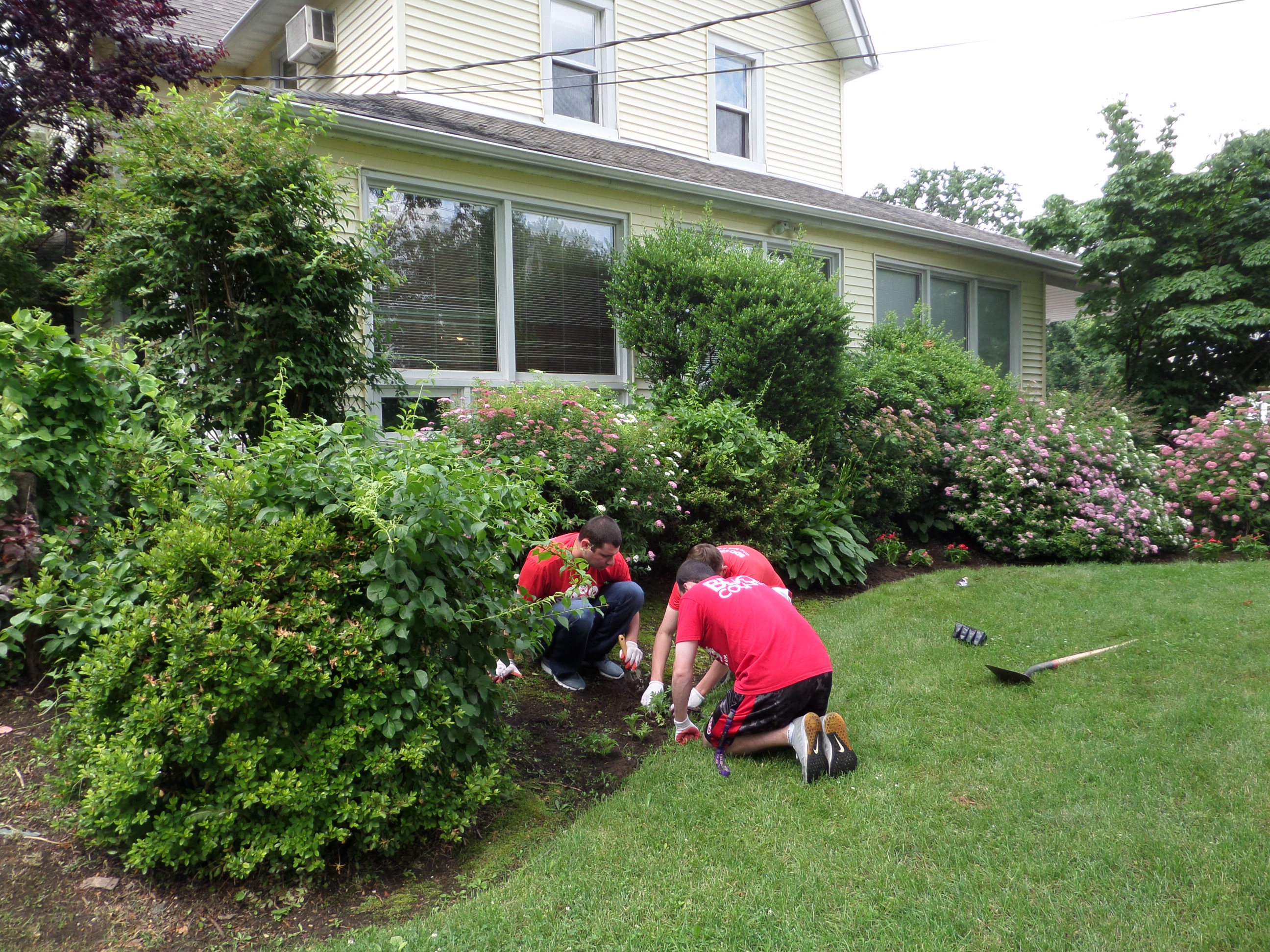 BDO Gives Back with EAC Network!