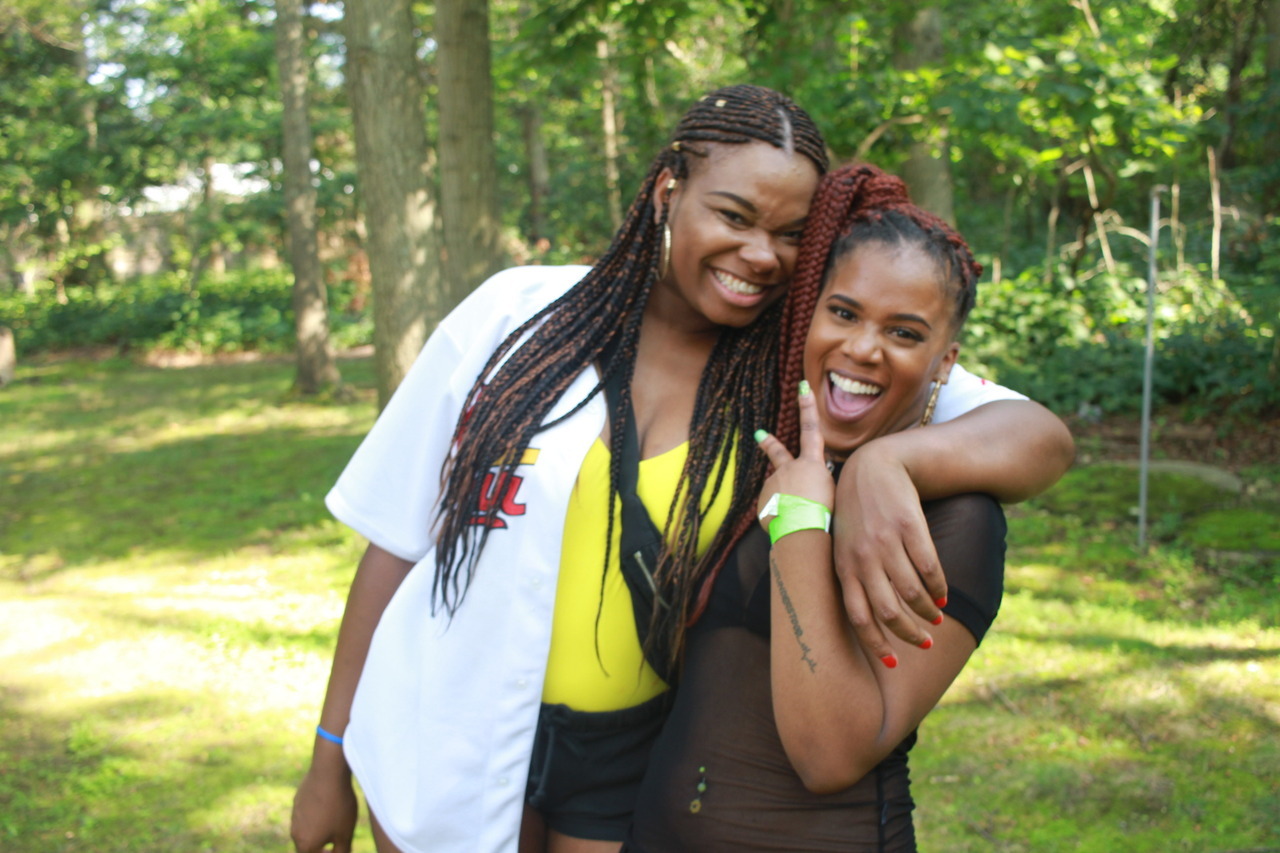 #DownfortheCause Sunsational Party Raises Funds for EAC Network