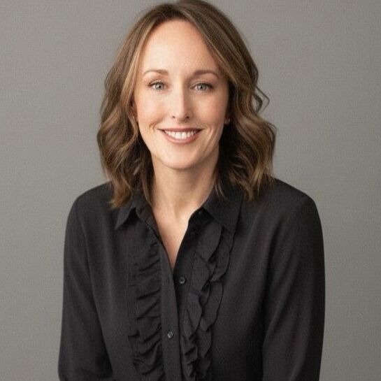 Lisa Black headshot 2025